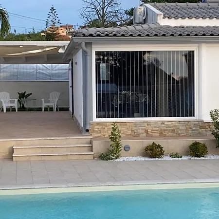 Roby Holiday home Trappeto (Sicily)