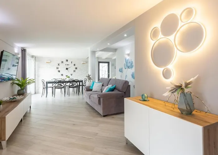 Roby * Trappeto (Sicily)